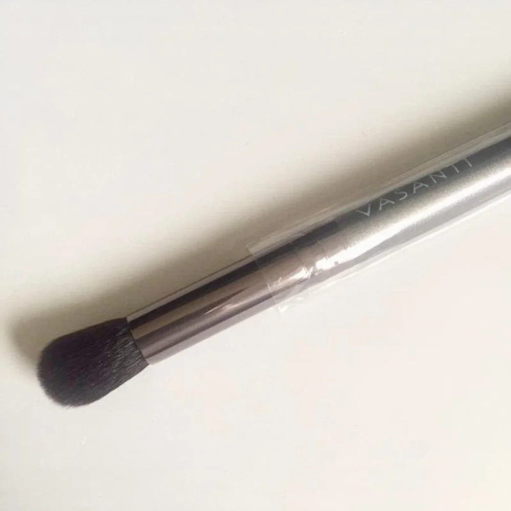 Vasanti Concealer Buffer - Undereye Setting Brush